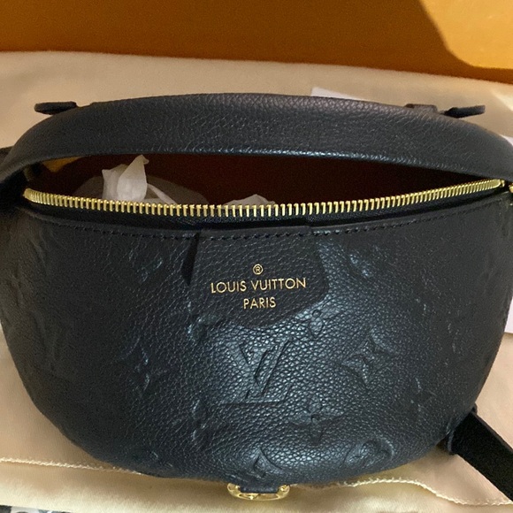 Louis Vuitton Handbags - Authentic LV Bumbag Empreinte